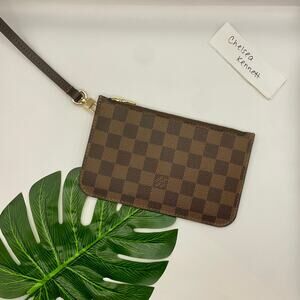 Louis Vuitton Neverfull Clutch Purse Pouch Damier Ebene Interior Everyday Travel